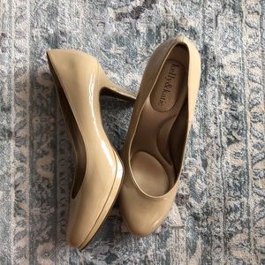 Kelly & Katie women’s pumps